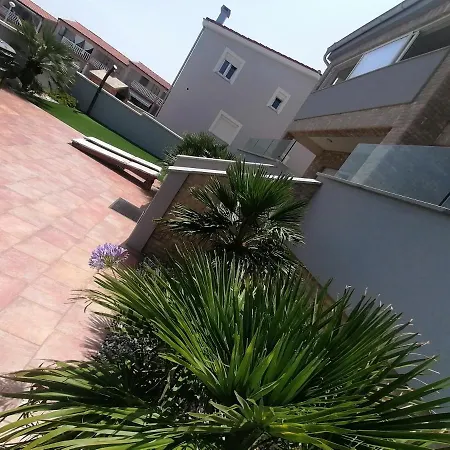 Prestiz Lux *