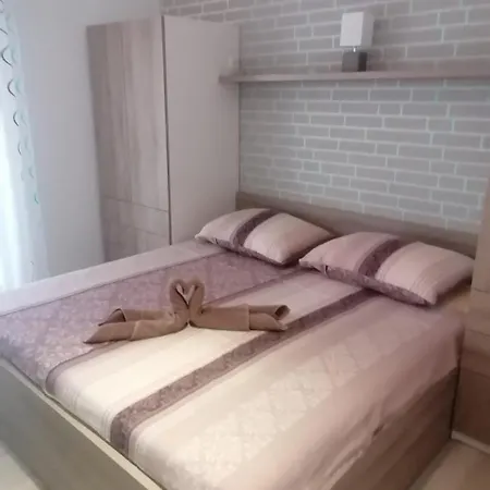 Prestiz Lux